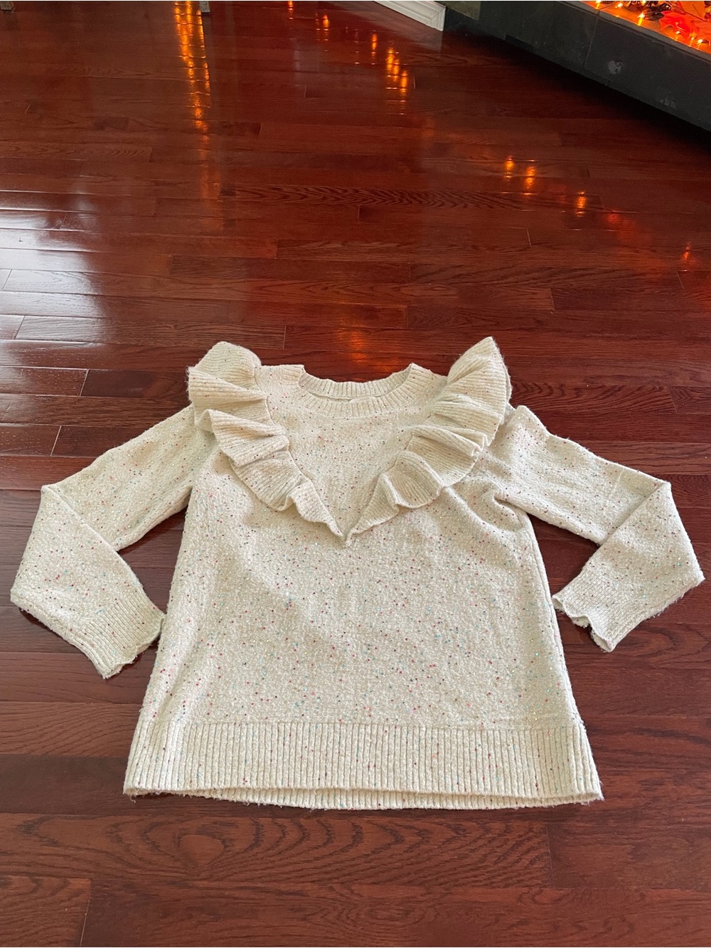 Lauren Conrad Women’s Cream Ruffled Sequin Sweater (size Medium)